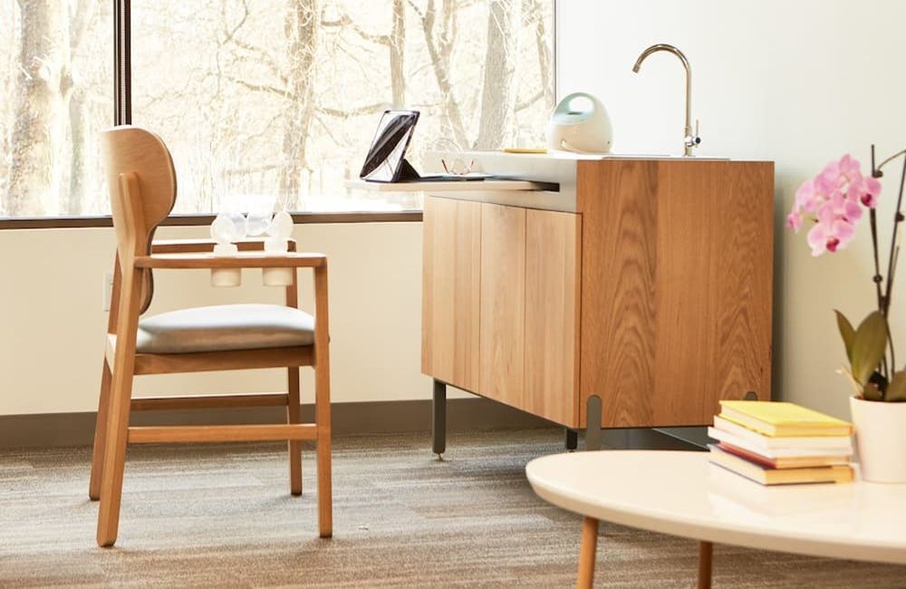 lactation-station-supports-privacy-big-0