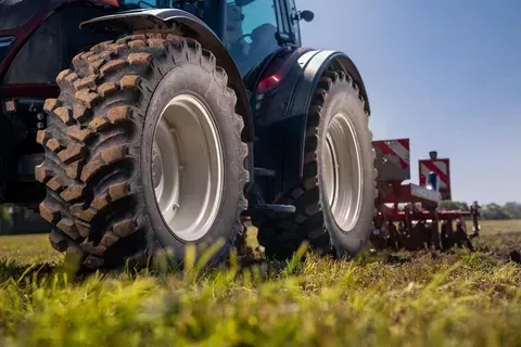 durable-tires-for-maximum-farm-performance-big-0