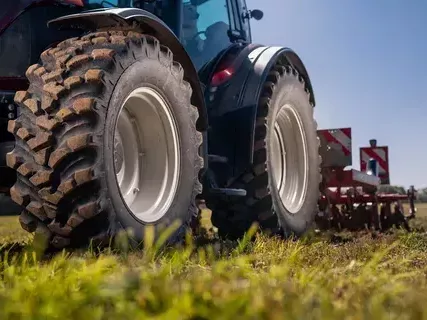 durable-tires-for-maximum-farm-performance