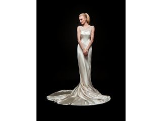 shop-romantic-mae-vintage-wedding-gown-for-this-spring-small-0