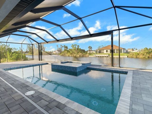expert-new-home-construction-in-cape-coral