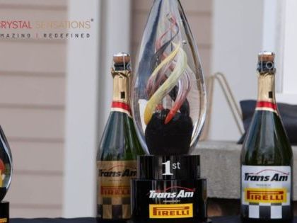 employee-recognition-awards-for-outstanding-workplace-success