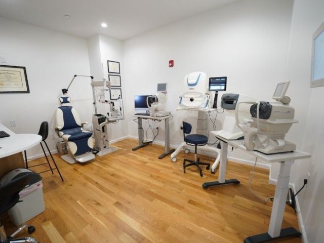 expert-eye-care-at-eye-gallery-of-scarsdale