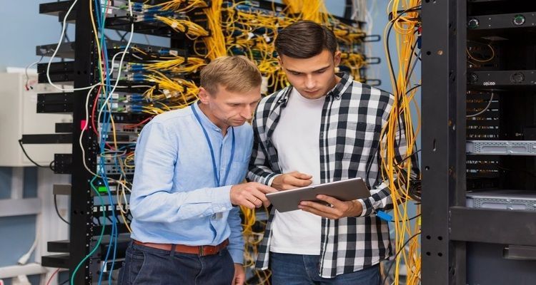 learn-essential-skills-to-become-a-certified-computer-technician-big-0