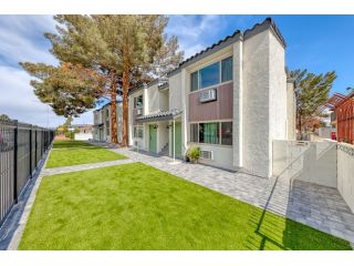 kla-capital-arts-district-apartments-in-las-vegas-small-1