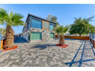 kla-capital-arts-district-apartments-in-las-vegas-small-0