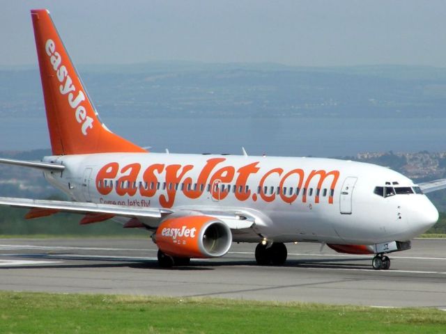 easyjet-england-office-1-833-641-1988