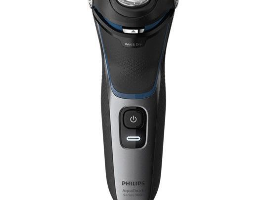 philips-men-5d-pivot-flex-heads-electric-shaver-s3122u002f55