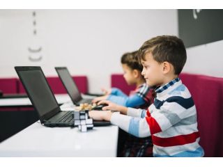 fun-competitive-coding-classes-for-kids-small-0