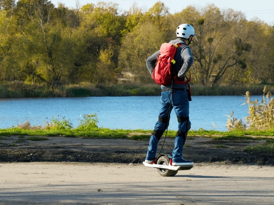 premium-electric-skateboard-advanced-design
