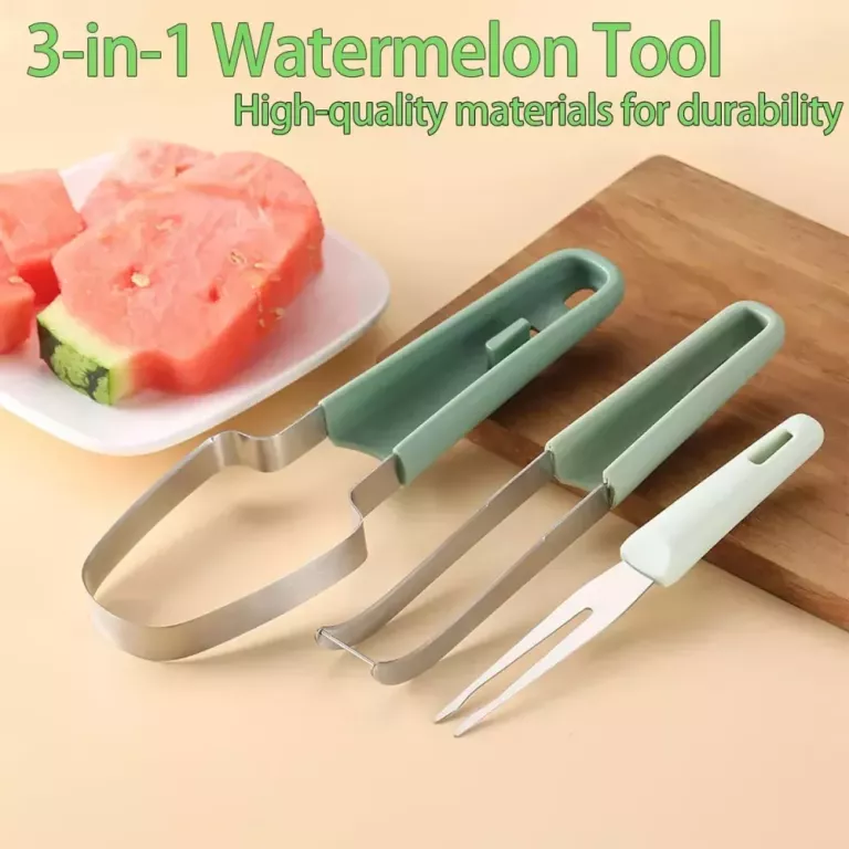 3-in-1-watermelon-fork-slicer-cutter-big-1