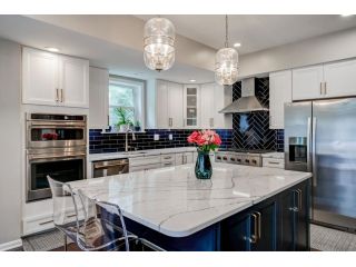 modern-design-ideas-for-a-stunning-kitchen-remodel-in-rocklin-small-0