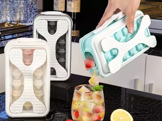 portable-2-in-1-ice-maker-water-bottle