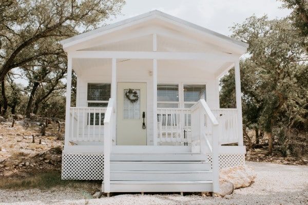 a-secluded-romantic-cabin-in-texas-hill-country-big-0
