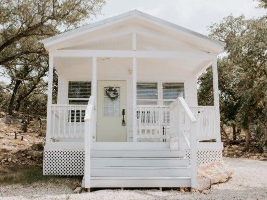 a-secluded-romantic-cabin-in-texas-hill-country