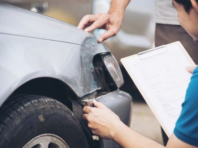 hurt-in-a-car-accident-talk-to-a-san-antonio-lawyer-today