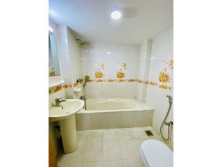 fully-furnished-3-bed-apartment-bashundhara-dhaka-small-4