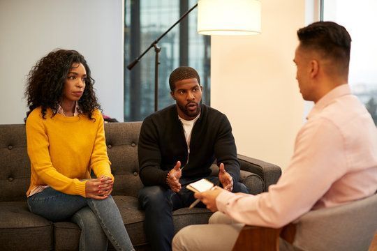 trusted-therapists-offering-affordable-couples-counseling-big-0