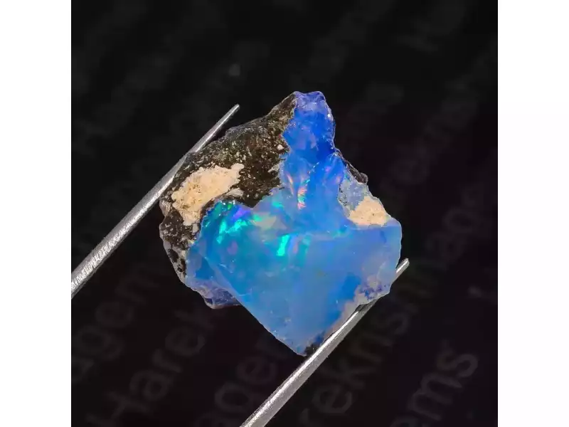 earth-mined-rough-white-ethiopian-opal-small-1
