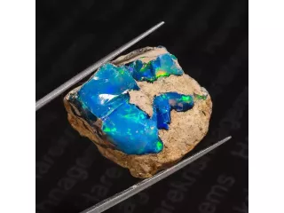 unheated-ethiopian-white-fire-opal-26x23x11-mm-small-1