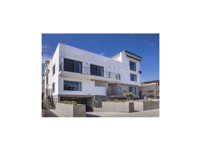 townhomes-for-rent-with-parking-in-koreatown-small-0