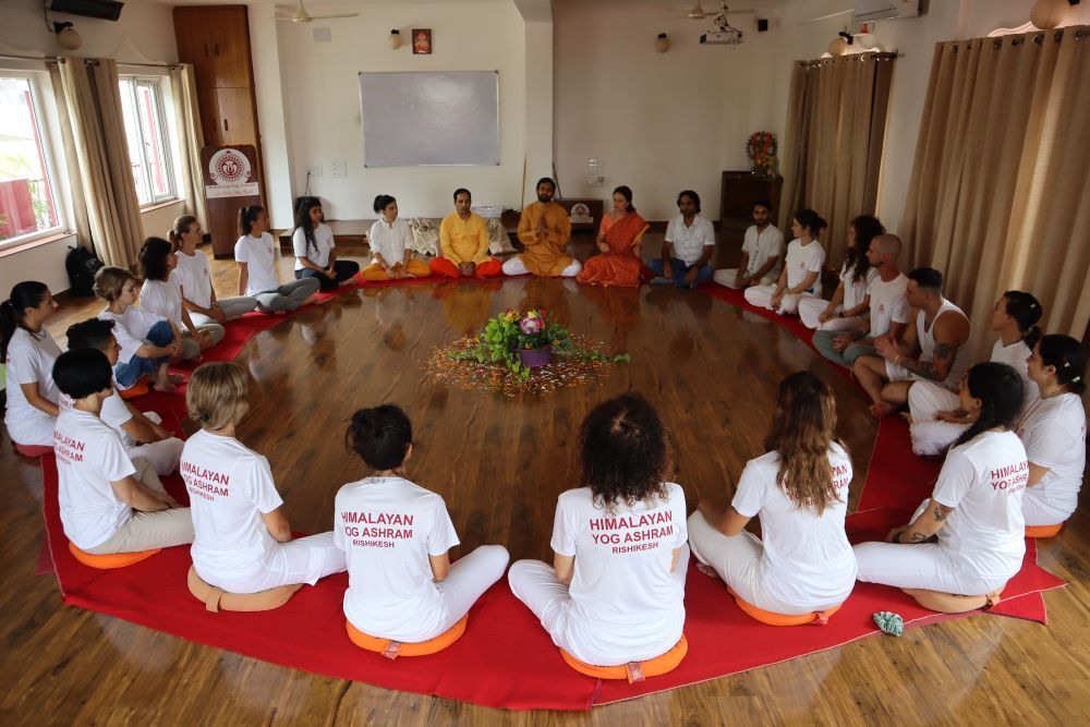 300-hour-yoga-teacher-training-in-rishikesh-big-0