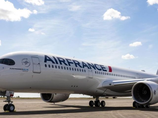 air-france-bangkok-office-1-833-641-1988