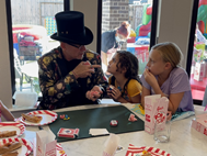 hiring-a-magician-for-a-birthday-party