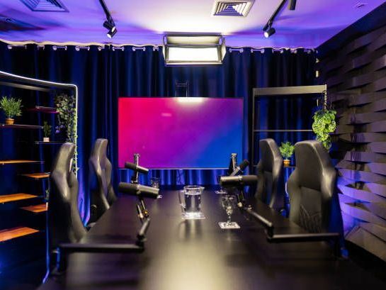record-your-next-episode-at-a-top-podcast-studio-in-austin