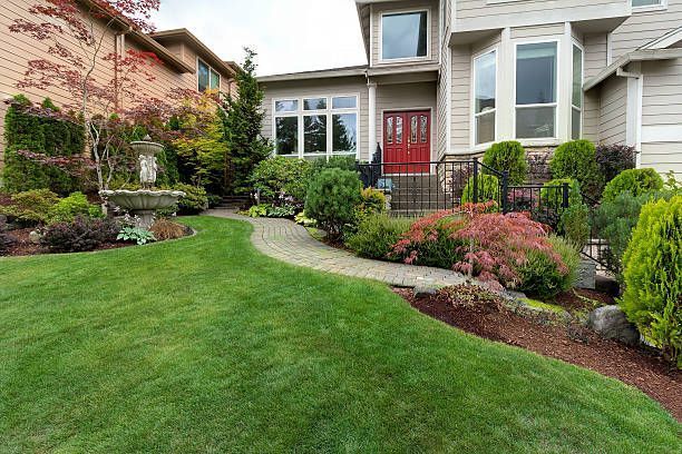 retaining-wall-construction-strong-reliable-support-big-0