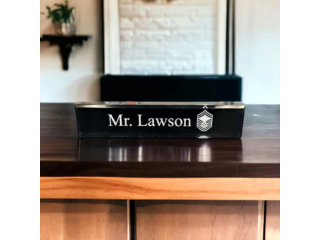 stylish-custom-corporate-gifts-for-business-success-small-0