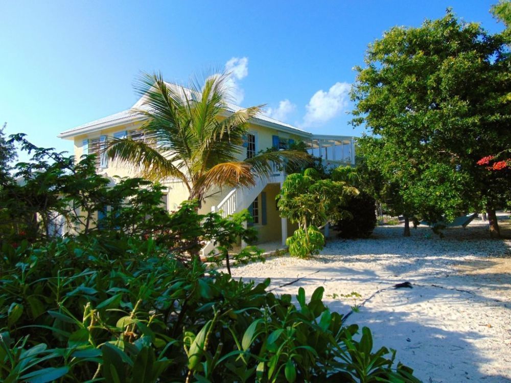 turks-and-caicos-beachfront-rentals-big-0