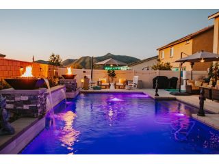 custom-pool-builder-in-hurricane-utah-small-0