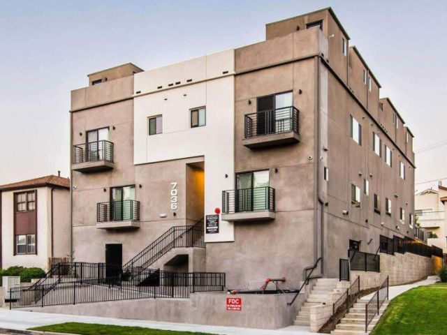 luxury-apartments-on-la-tijera-in-westchester-la