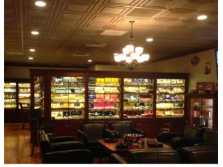 best-cigar-lounge-cigar-shop-in-richmond-small-0