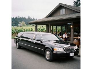 seattle-limousine-services-premier-winery-limo-services-small-0