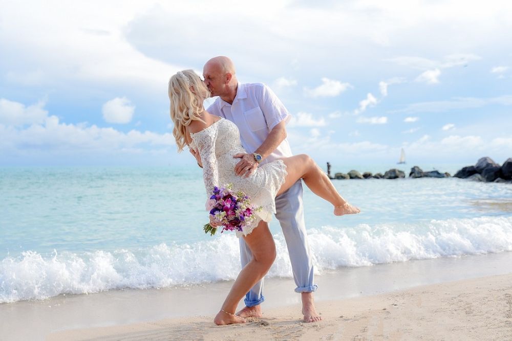 key-west-beach-wedding-packages-for-romantic-ceremony-big-1