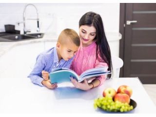 simple-ways-to-inspire-kids-to-love-books-small-0
