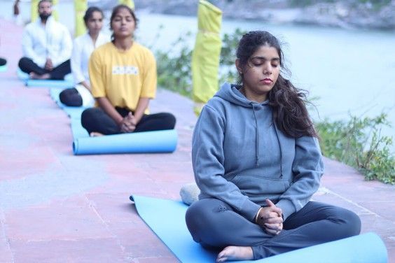200-hour-yoga-teacher-training-rishikesh-big-0