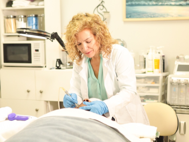 advanced-skincare-treatment-in-sea-island-athena-spa-by-the-sea