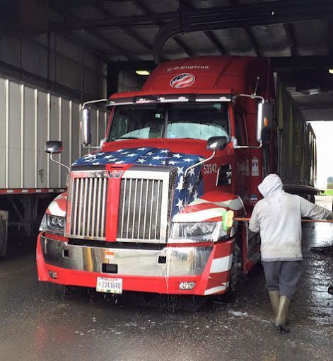 marshal-truck-wash-truck-wash-in-aurora-big-3