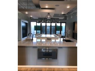 kitchen-remodel-in-pacific-beach-small-0
