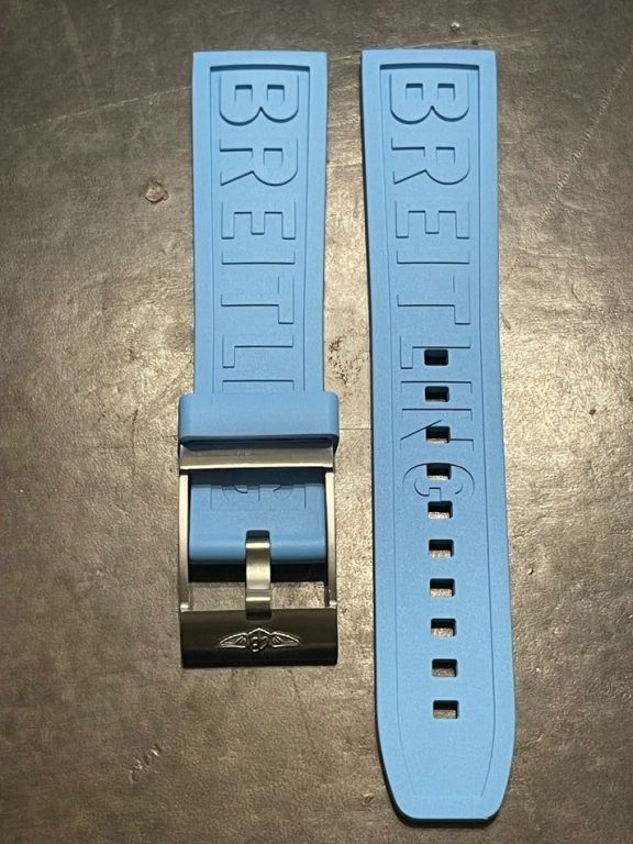 upgrade-your-timepiece-with-a-breitling-rubber-watch-strap-big-0
