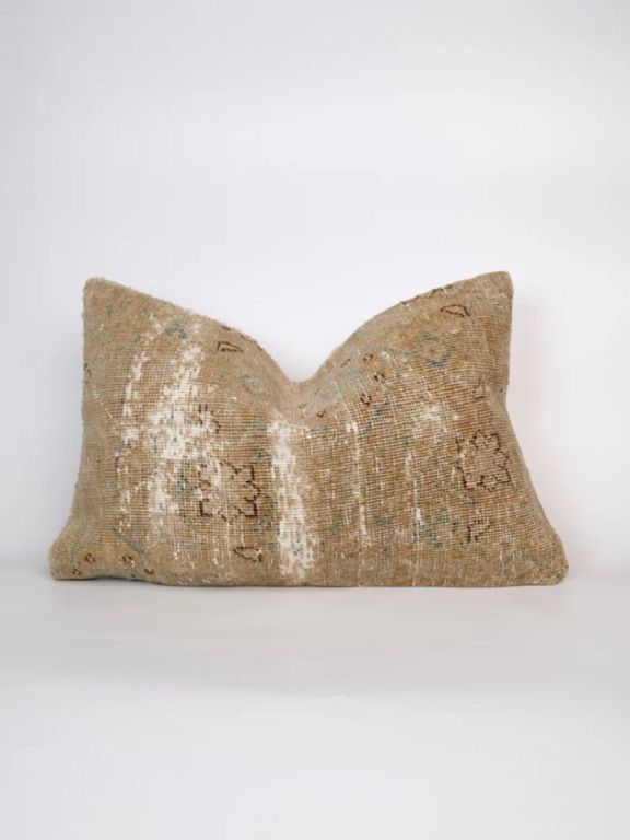 safran-turkish-lumbar-big-0