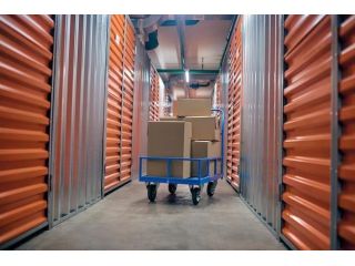 secure-accessible-self-storage-units-willow-self-storage-small-0