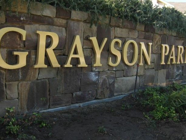 3-dimensional-letters-logos