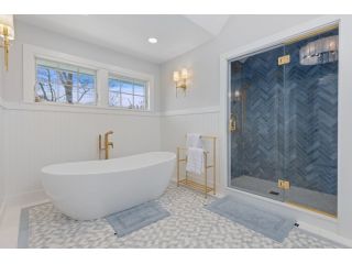 bathroom-remodeling-contractor-white-plains-small-0
