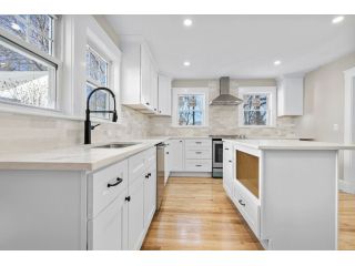 best-deck-builder-newton-ma-custom-deck-installation-services-small-0