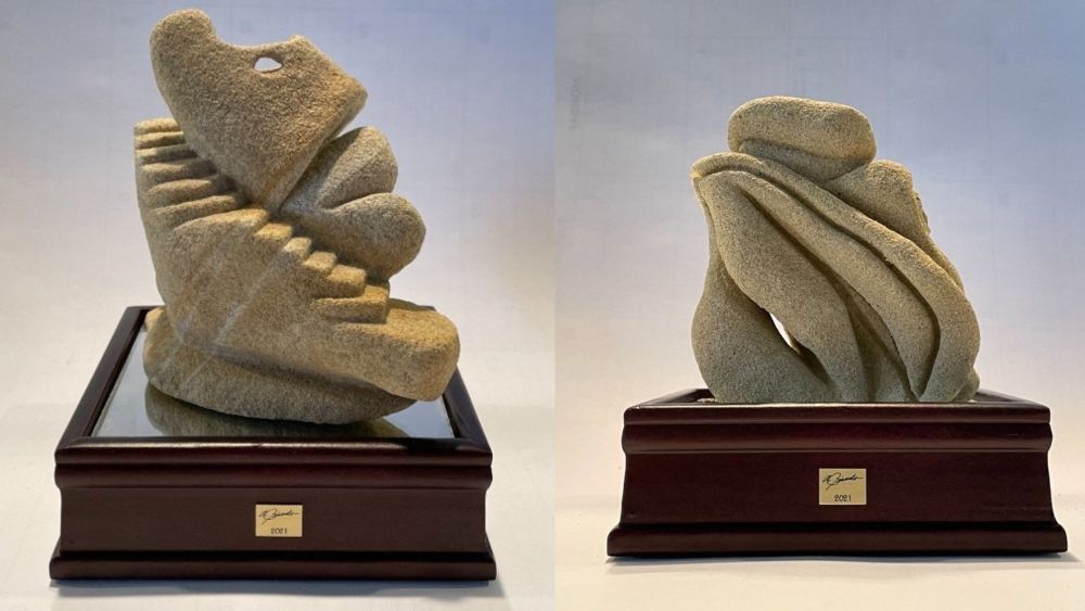 contemporary-stone-sculpture-decor-for-modern-home-styling-big-0