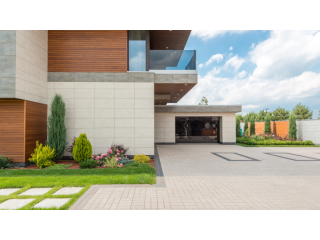 quick-reliable-garage-door-repair-small-0